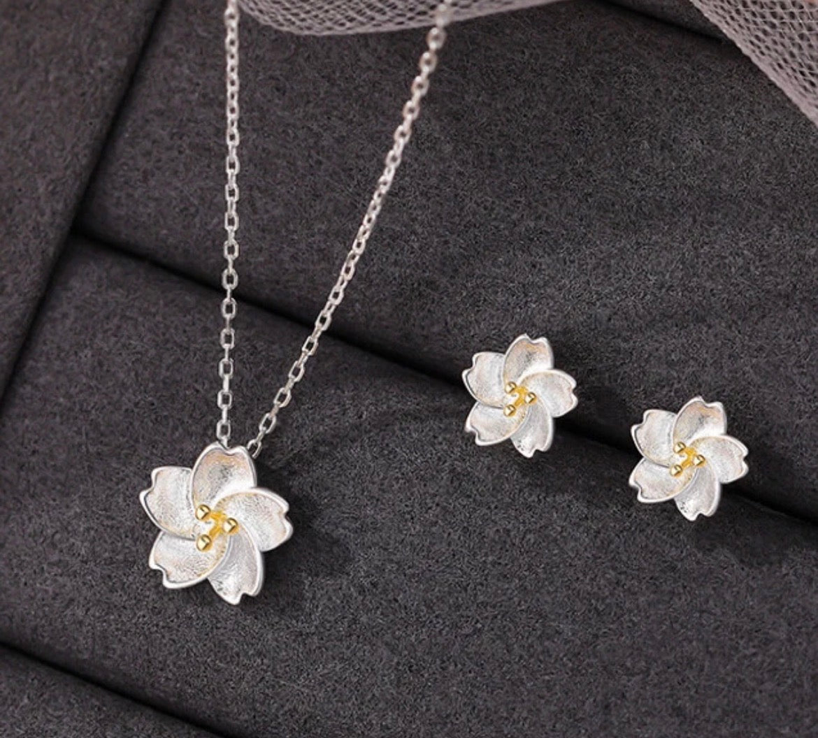 Necklace & Earrings Set