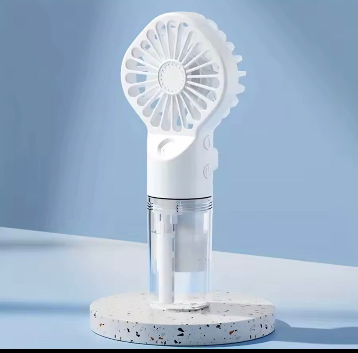 Fan With Spray Mist