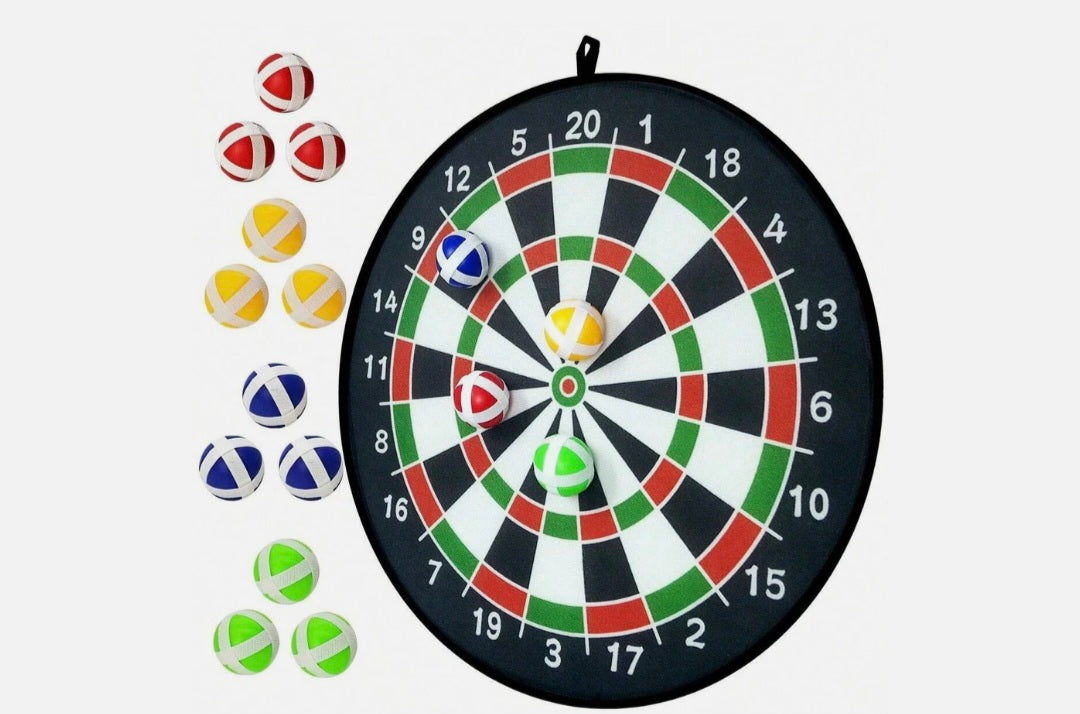 Large Dartboard With 12 Sticky Balls