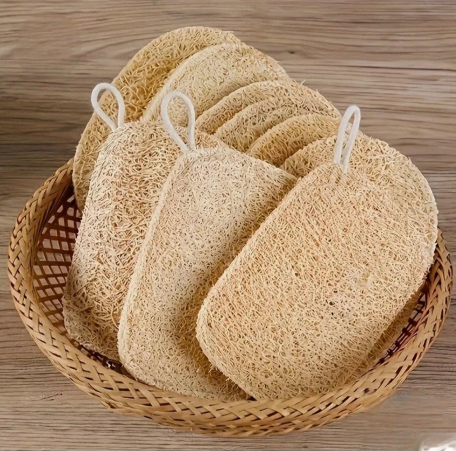 6 Piece Loofah Scrubbers Sponges