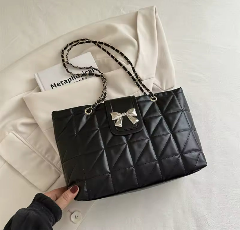 Handbag With Bow Detail
