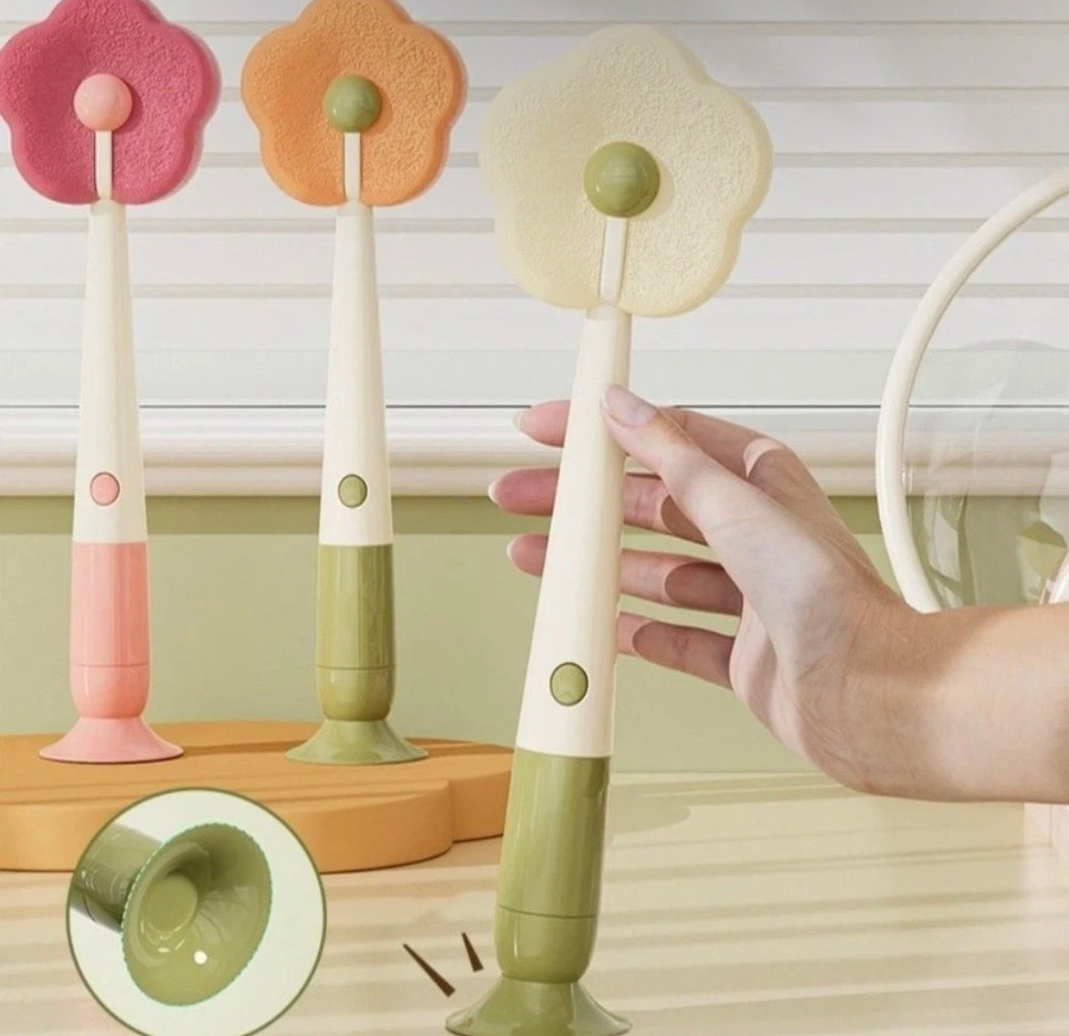 Flower Sponge Head Three-in- Cleaning Brush