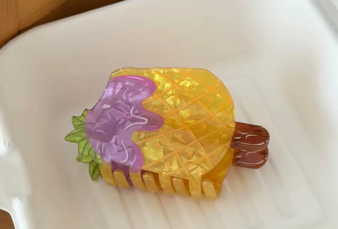 Shaped Hair Clip x1