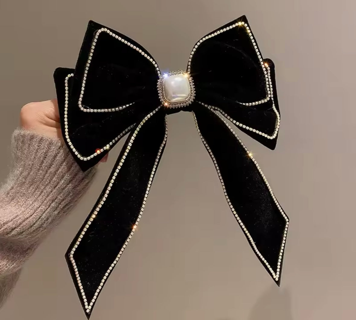 Velvet Bow