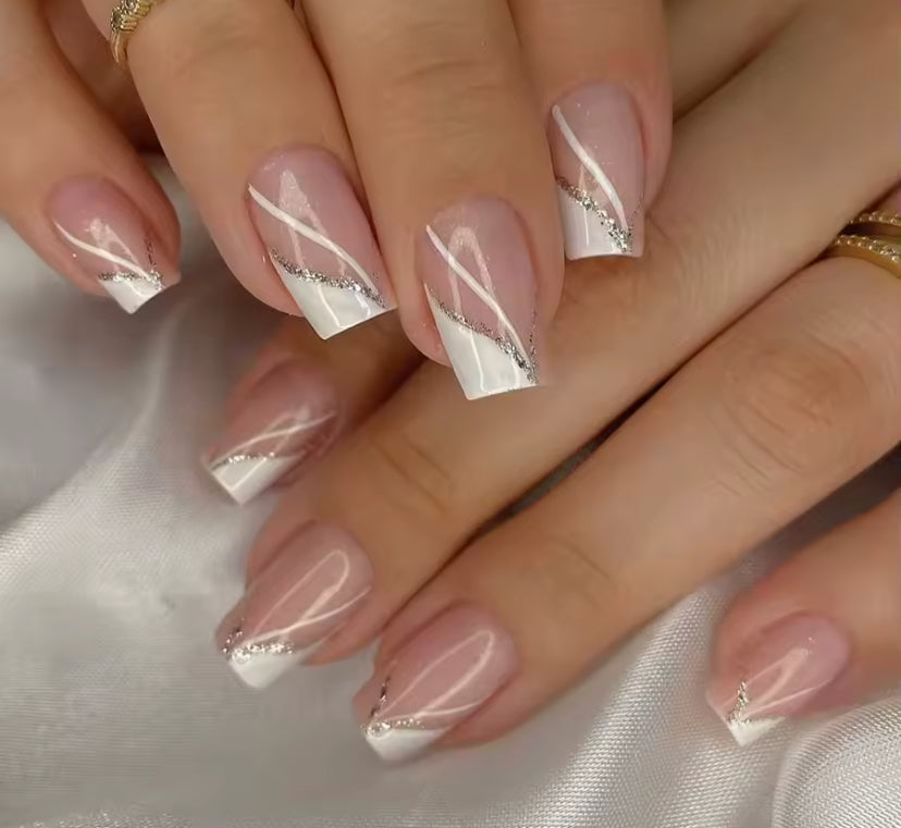 Press On Nails 24Pcs 8