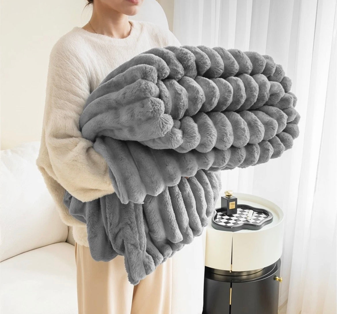 King Size Thick Throw