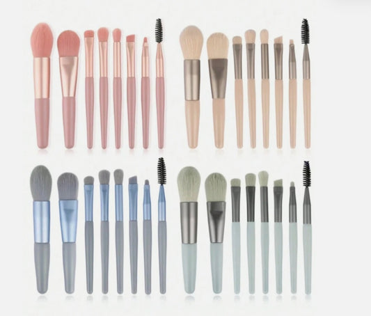 8 Piece Makeup Brush Set