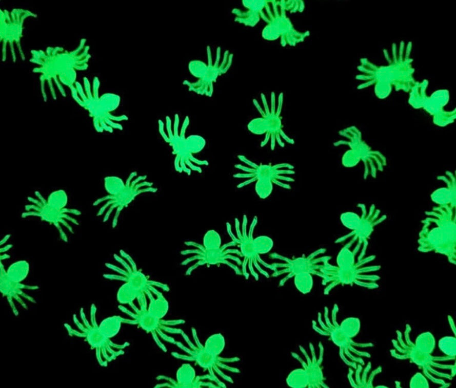 25 Glow In The Dark Spiders