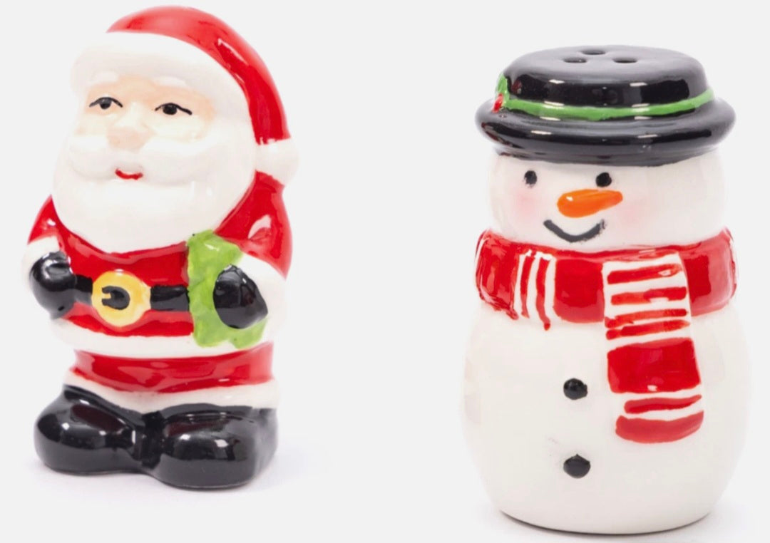 Christmas Salt And Pepper Pots