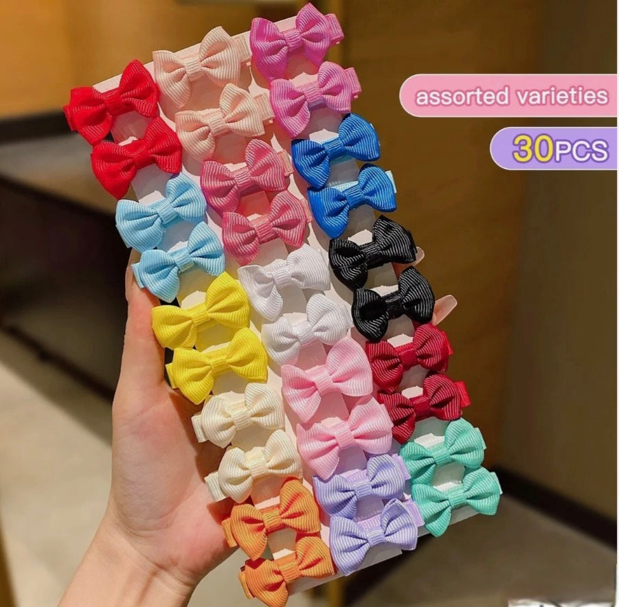 30 Colourful Hair Bows