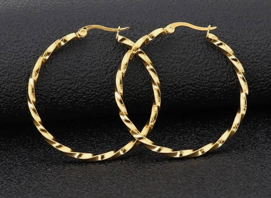 9CT Gold Twisted Hoop Earrings  40mm