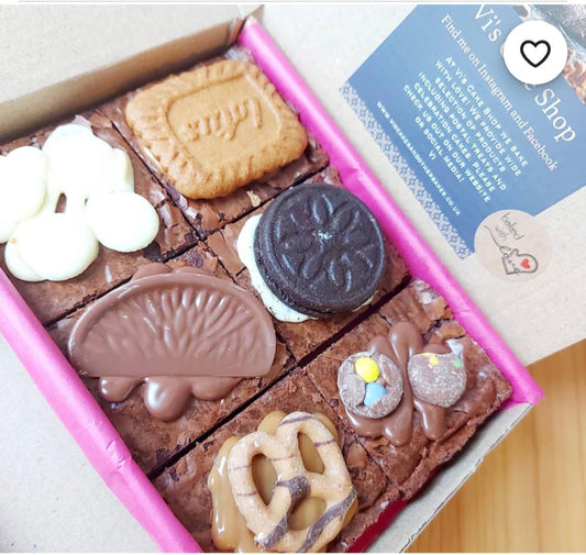 Brownie Postal Box